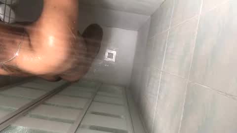 mauroo2025 online show from November 7, 2025, 9:15 pm