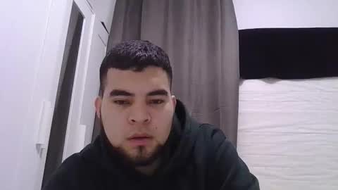 mauroo2025 online show from February 7, 2026, 11:08 pm