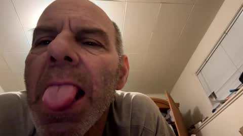 Snapshot of maverick7000 chatting on February 19, 2025, 11:06 am maverick7000 online show from February 19, 2025, 11:06 am