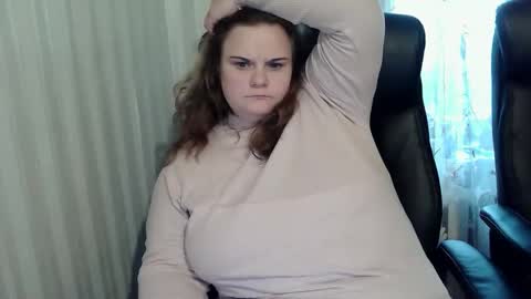 Snapshot of mavka2025 chatting on September 30, 2025, 7:13 am Mavka2025 online show from September 30, 2025, 7:13 am