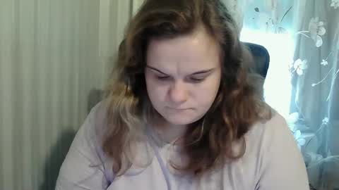 Snapshot of mavka2025 chatting on October 19, 2025, 8:04 am Mavka2025 online show from October 19, 2025, 8:04 am