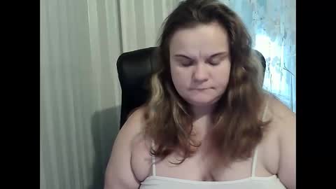 Snapshot of mavka2025 chatting on October 24, 2025, 9:28 am Mavka2025 online show from October 24, 2025, 9:28 am