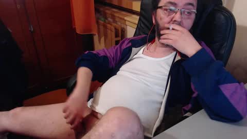 Max online show from January 5, 2025, 8:52 pm