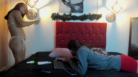 Max  Ashley online show from December 28, 2024, 12:45 pm