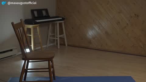 Snapshot of max_august chatting on January 15, 2025, 6:40 pm Max onlyfansmaxaugustofficial online show from January 15, 2025, 6:40 pm