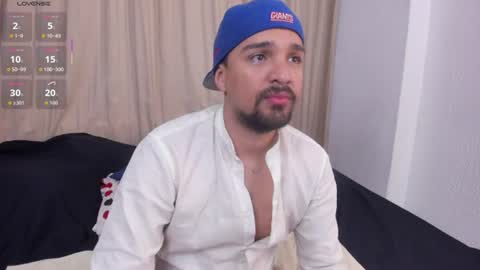 Snapshot of max_ed chatting on June 18, 2026, 11:25 am edward online show from June 18, 2026, 11:25 am