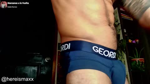Snapshot of max_greenn chatting on December 31, 2024, 8:26 am Max Follow me IGX hereismaxx online show from December 31, 2024, 8:26 am