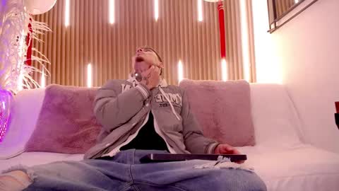 Max online show from February 24, 2026, 12:47 pm