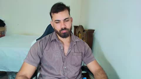 Snapshot of max_love25 chatting on September 28, 2025, 7:19 pm max_love25 online show from September 28, 2025, 7:19 pm