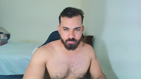 Snapshot of max_love25 chatting on October 5, 2025, 6:50 pm max_love25 online show from October 5, 2025, 6:50 pm