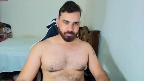 Snapshot of max_love25 chatting on November 2, 2025, 7:38 pm max_love25 online show from November 2, 2025, 7:38 pm