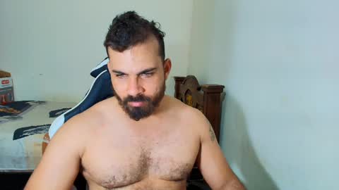 Snapshot of max_love25 chatting on November 9, 2025, 7:12 pm max_love25 online show from November 9, 2025, 7:12 pm