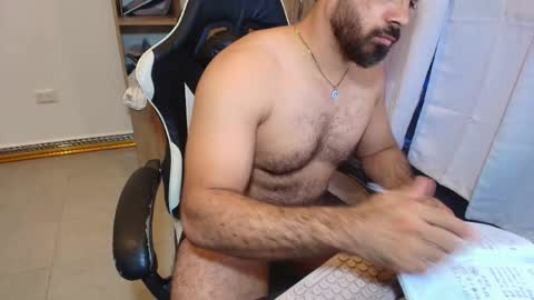 max_love25 online show from March 9, 2026, 11:09 pm