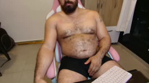 max_love25 online show from June 14, 2026, 2:24 am