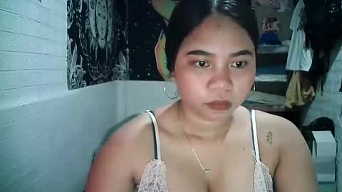 Snapshot of max_lovely123 chatting on May 17, 2026, 10:22 am max_lovely123 online show from May 17, 2026, 10:22 am