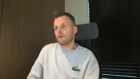 Snapshot of max_straight_1 chatting on February 13, 2026, 8:10 am Max take off clothes online show from February 13, 2026, 8:10 am