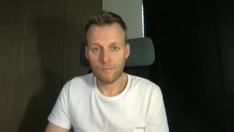 Snapshot of max_straight_1 chatting on February 17, 2026, 8:22 am Max take off clothes online show from February 17, 2026, 8:22 am