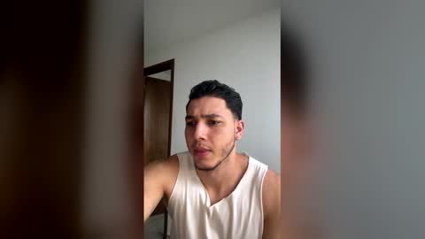 max_valiant1 online show from May 5, 2026, 12:02 pm