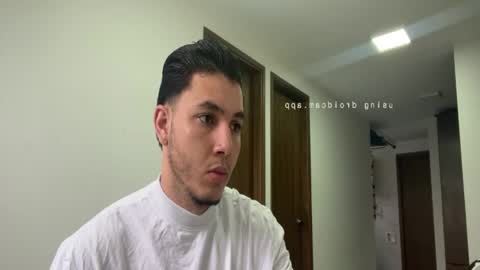 max_valiant1 online show from May 7, 2026, 11:26 am