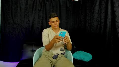 MAX     online show from December 12, 2024, 10:56 am
