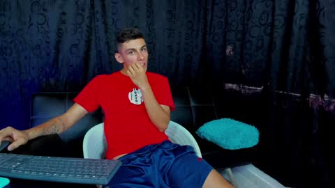 MAX     online show from December 16, 2024, 3:22 pm