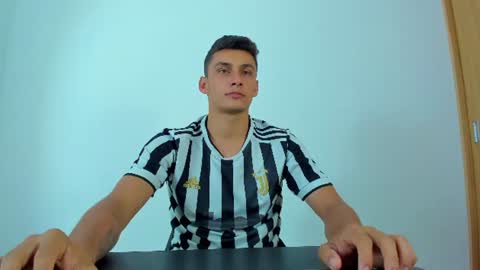 MAX     online show from June 17, 2026, 11:23 am