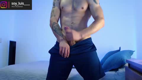 max_xl_ online show from October 5, 2025, 2:26 pm