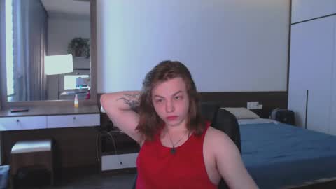 max_yang online show from April 27, 2026, 2:42 am