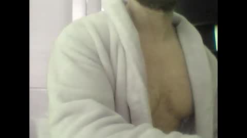 Snapshot of maxaktpas chatting on November 10, 2025, 9:52 am maxaktpas online show from November 10, 2025, 9:52 am