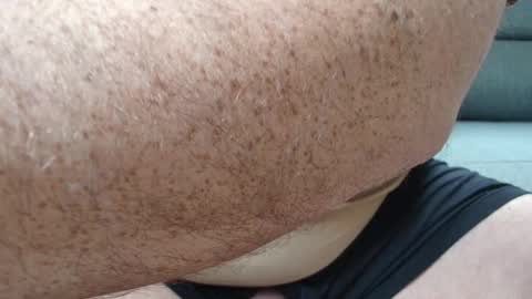 Snapshot of maxb84 chatting on September 30, 2025, 9:36 am Max online show from September 30, 2025, 9:36 am