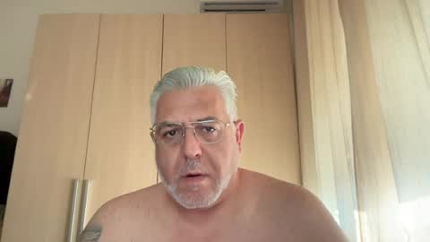 maxbillo online show from July 12, 2026, 4:42 pm