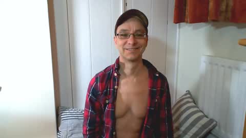 Snapshot of maxdavies chatting on January 20, 2025, 11:13 am Max Davies online show from January 20, 2025, 11:13 am