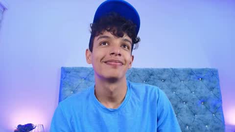 M A X F R O S T   online show from February 2, 2026, 7:12 pm