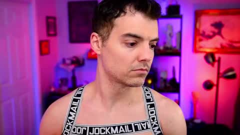 Max Hughes online show from November 8, 2025, 4:23 am