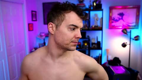 Max Hughes online show from May 6, 2026, 3:24 am