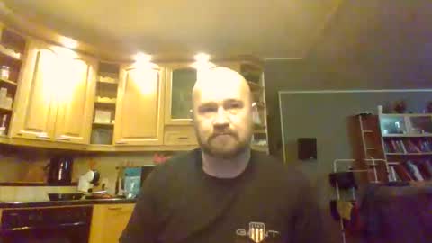 Snapshot of maxhunter chatting on September 30, 2025, 4:12 pm maxhunter online show from September 30, 2025, 4:12 pm