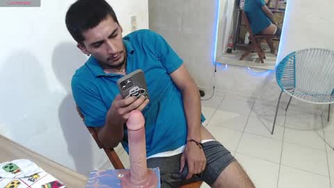 maxi dick online show from April 8, 2026, 4:01 am