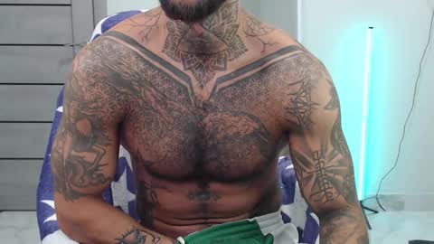 Snapshot of maxi_foxxx chatting on September 10, 2025, 7:52 am Maximus Fox online show from September 10, 2025, 7:52 am