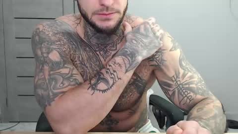Maximus Fox online show from May 1, 2026, 6:07 am
