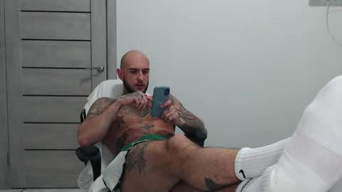 Maximus Fox online show from May 8, 2026, 8:19 am