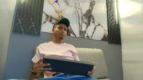 MAXI online show from June 19, 2026, 2:21 pm
