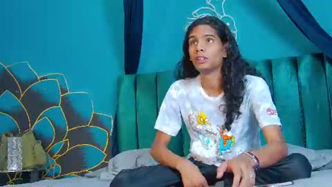 Maxi  Max online show from July 18, 2026, 7:28 pm