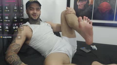 Snapshot of maxi_rogger chatting on December 10, 2024, 5:07 am maxi rogger online show from December 10, 2024, 5:07 am