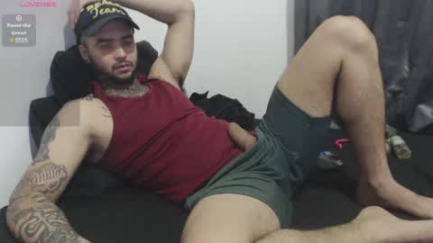 Snapshot of maxi_rogger chatting on December 14, 2024, 7:57 pm maxi rogger online show from December 14, 2024, 7:57 pm