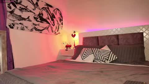 Snapshot of maxianomal chatting on February 18, 2026, 2:29 am Max online show from February 18, 2026, 2:29 am