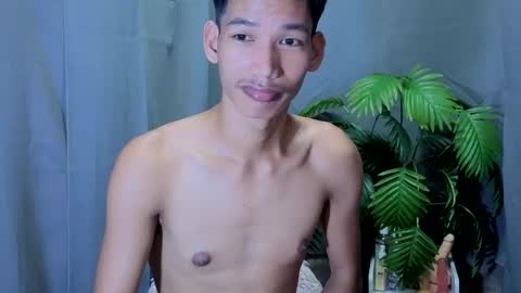 Reyn online show from October 3, 2025, 3:58 am