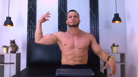Snapshot of maximiliano_stronge chatting on May 25, 2026, 6:47 pm Maximiliano online show from May 25, 2026, 6:47 pm