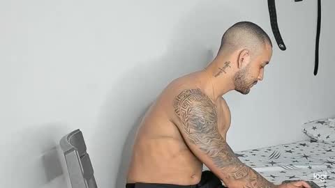 Snapshot of maximo004 chatting on February 17, 2026, 4:42 am Maximo online show from February 17, 2026, 4:42 am