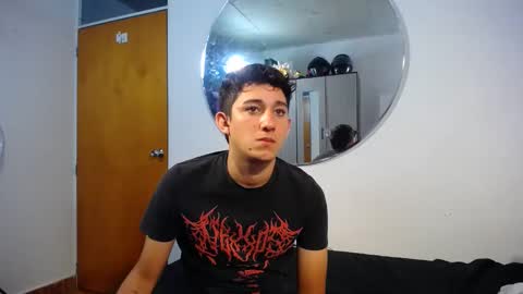 -- maximo and isa -- online show from September 11, 2025, 2:55 am