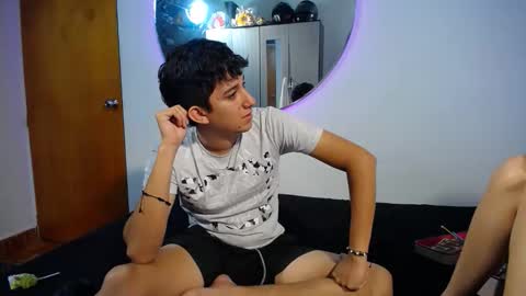 -- maximo and isa -- online show from September 13, 2025, 3:50 am